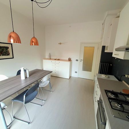 Spacious Three-Room Apartment In Saragozza Bologna Eksteriør bilde